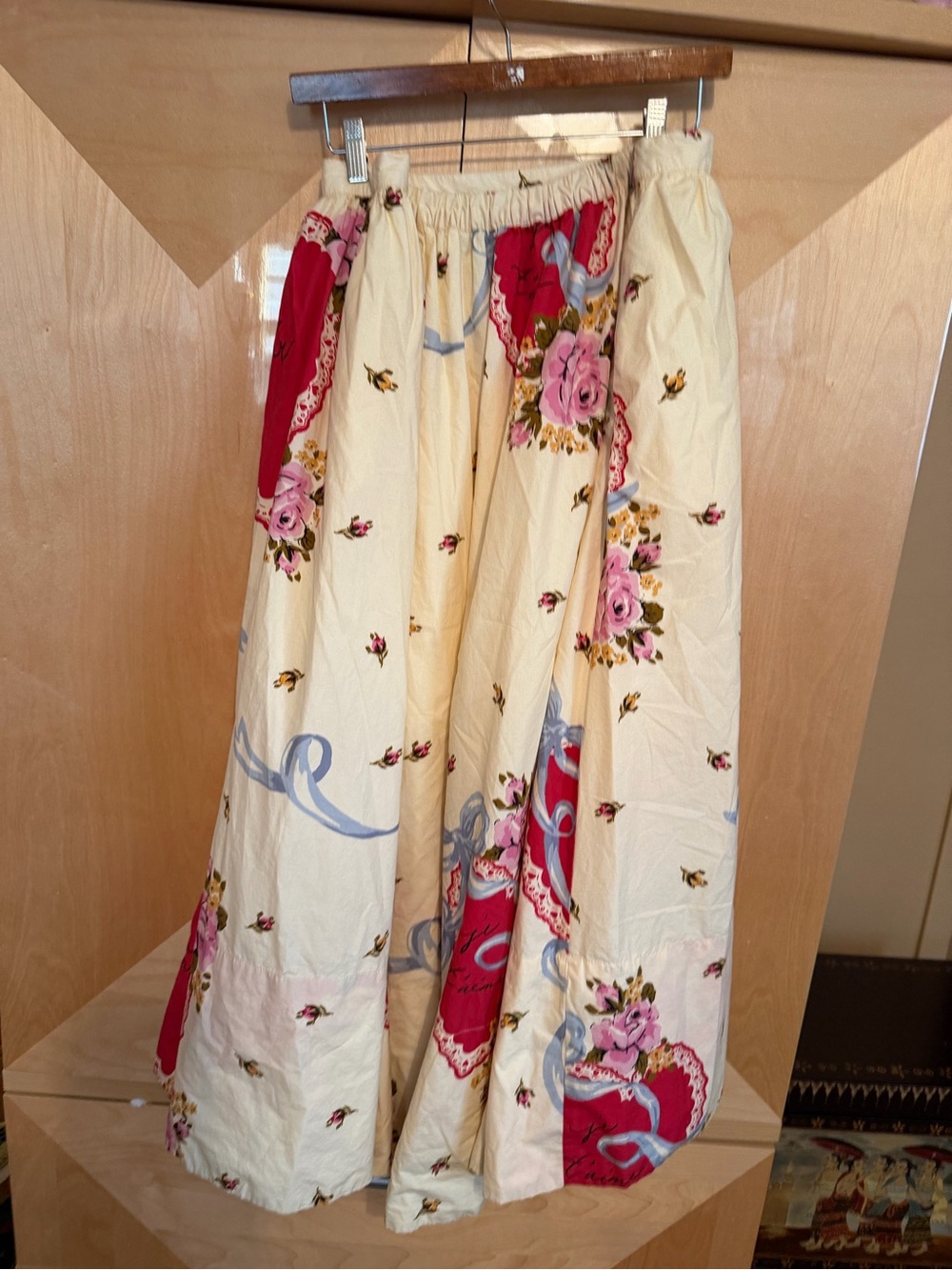 Anthropologie Cream Maxi Skirt with Red Print - Picture 3 of 4